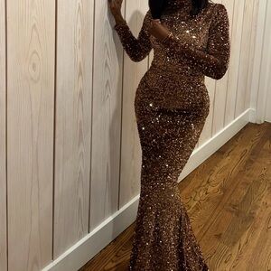 Sequin Mermaid Hem Formal Dress